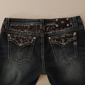 33x31 Miss Me Jeans